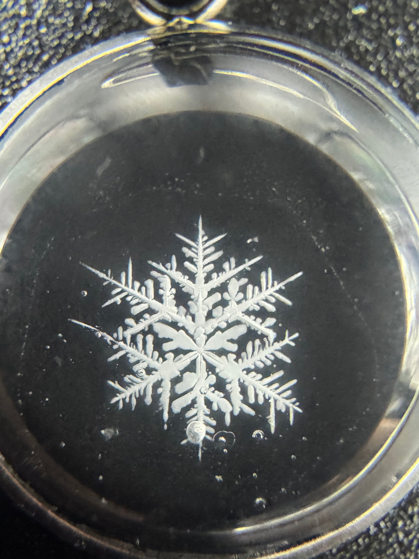Snowflake Pendant 122625-02