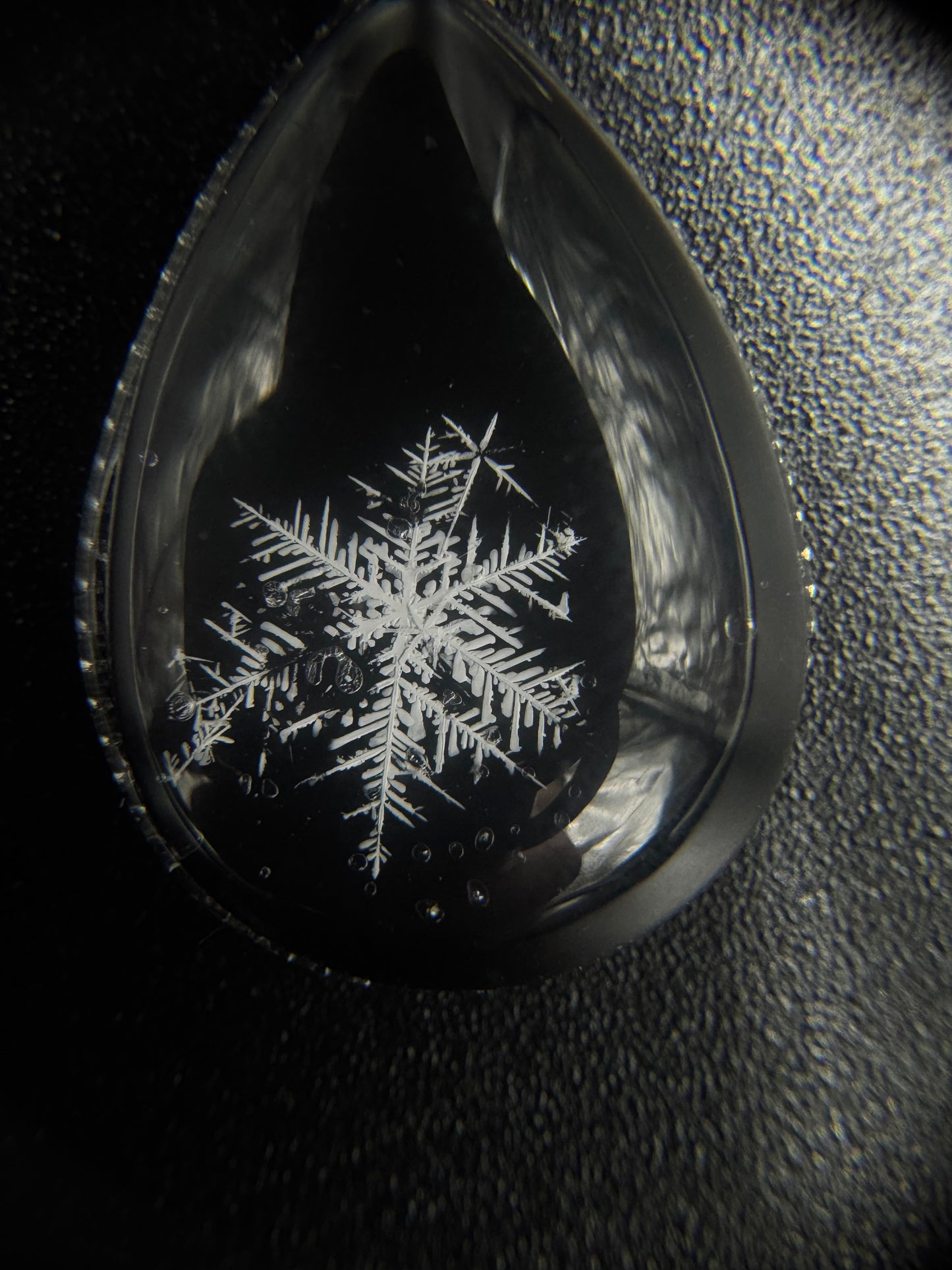 Snowflake Pendant 122625-07