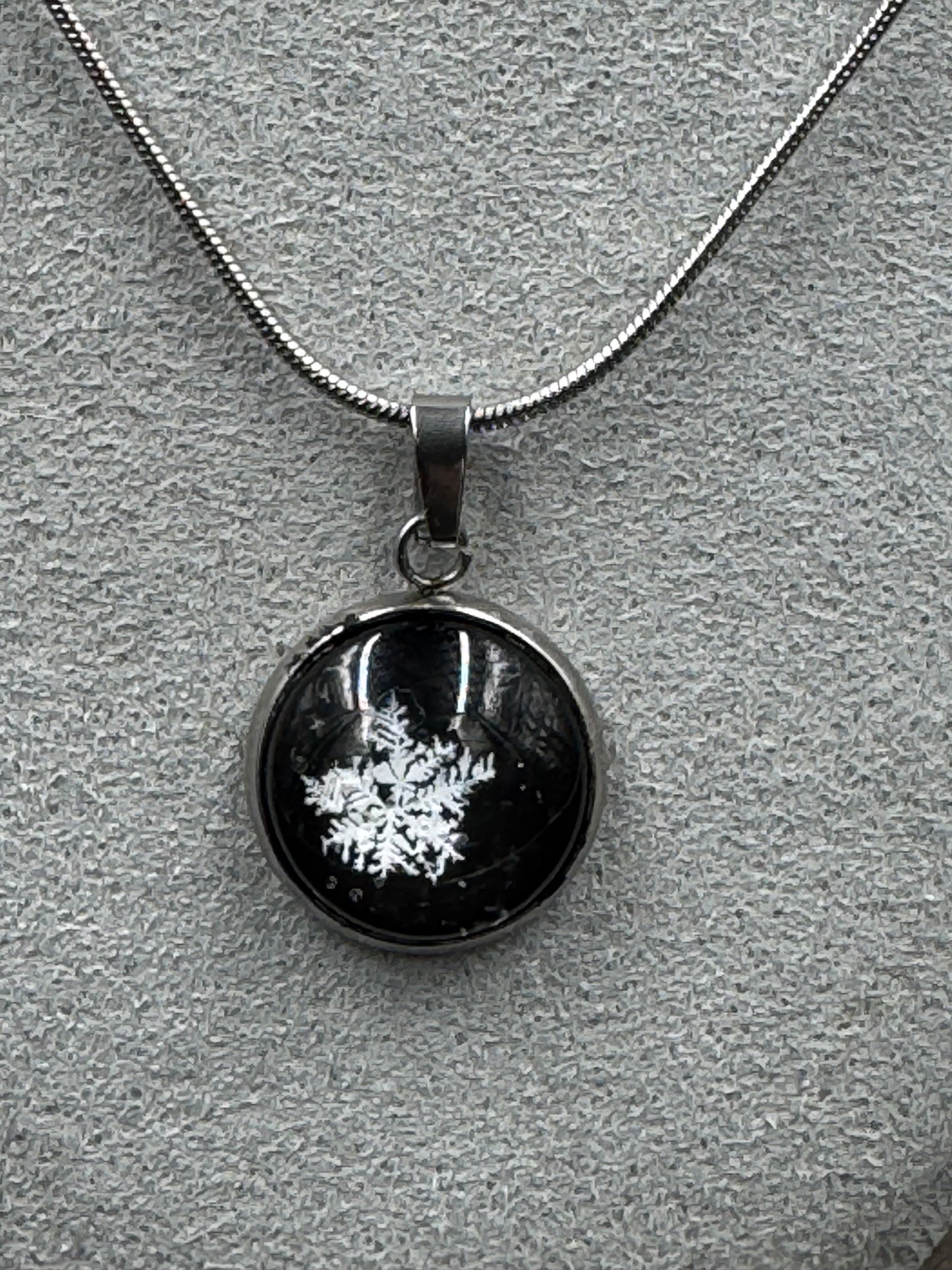Snowflake Pendant 022526-02