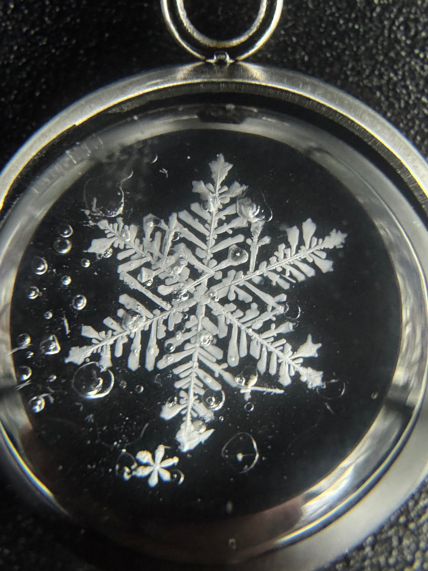 Snowflake Pendant 122726-03