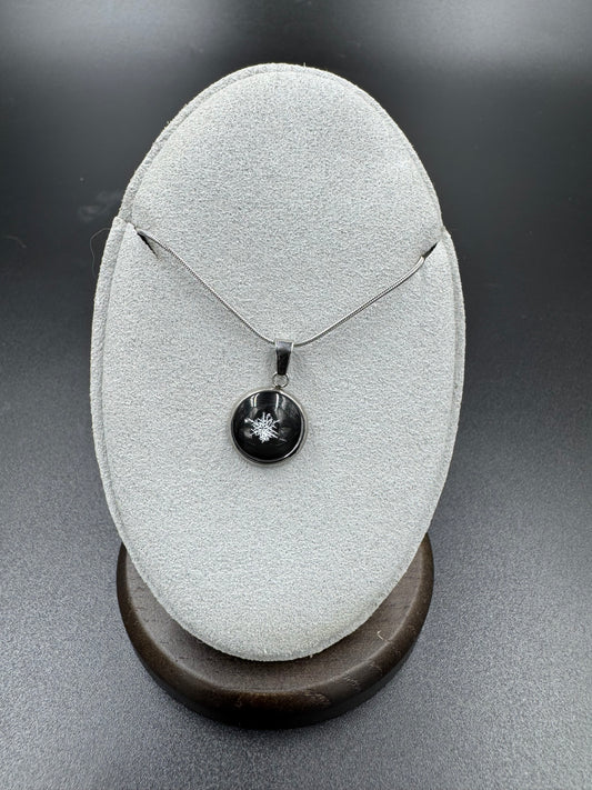 Snowflake Pendant 122625-10