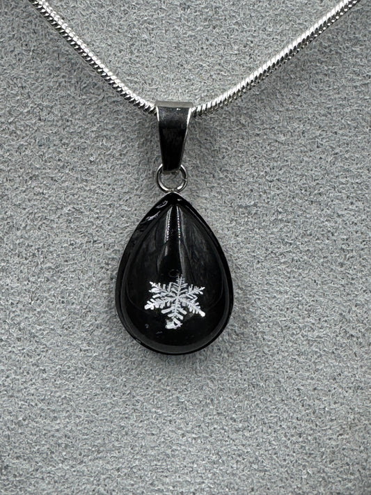 Snowflake Pendant 010926-01