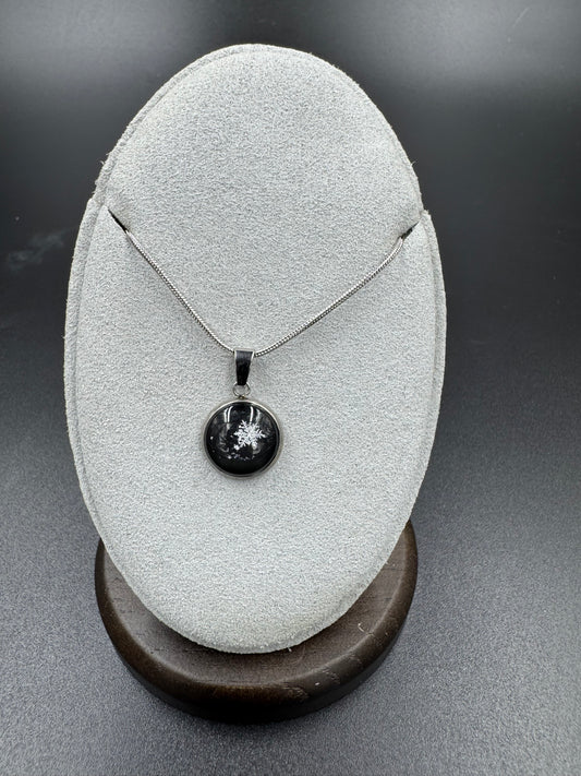 Snowflake Pendant 010926-03